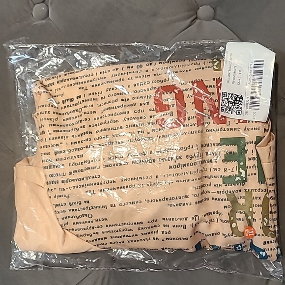 "Fight for the thing you care about" long sleeved top​ - Picture 3 of 6